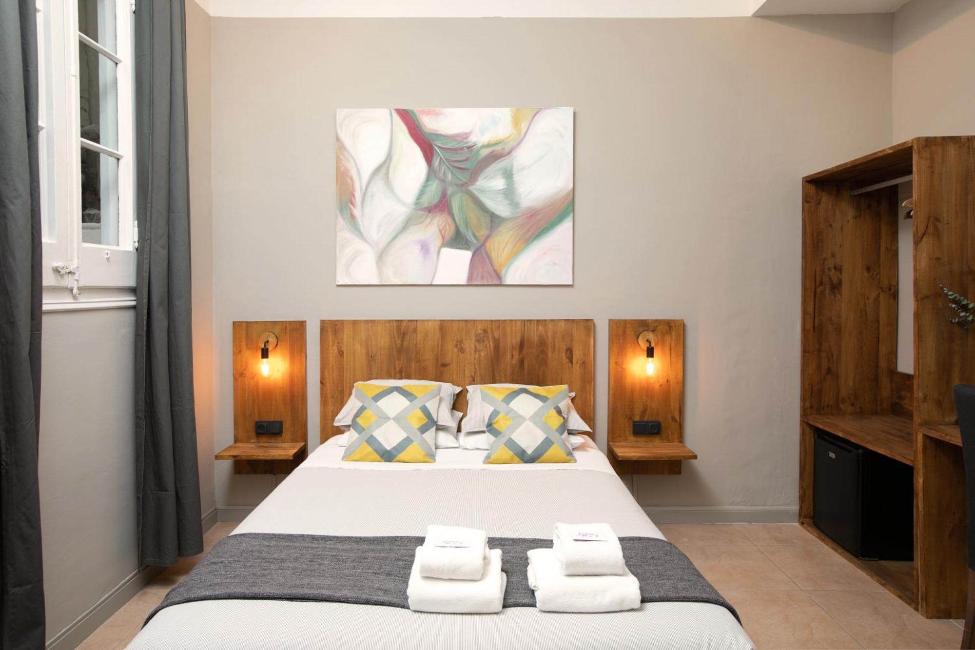Jardinets Guest House Barcellona Esterno foto