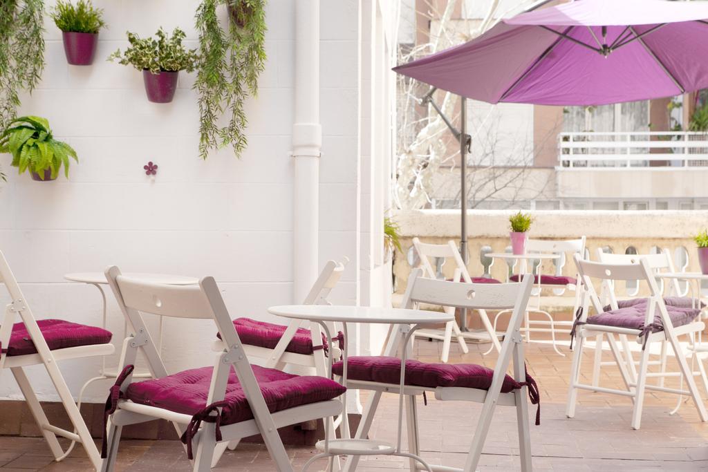 Jardinets Guest House Barcellona Esterno foto